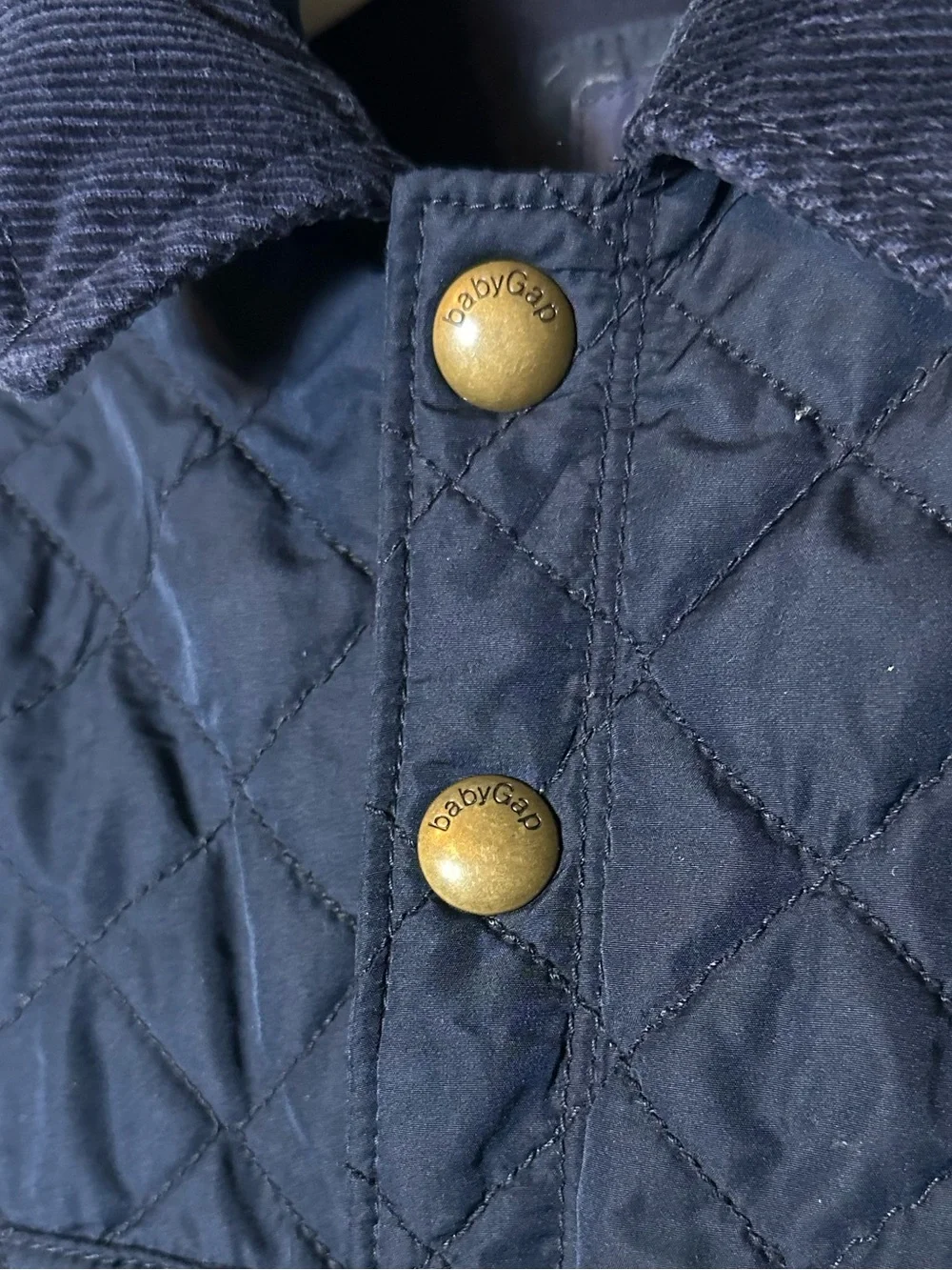 GAP // Baby Quilted Puffer Vest with Corduroy Collar in Navy 12-18 mon. Toddler